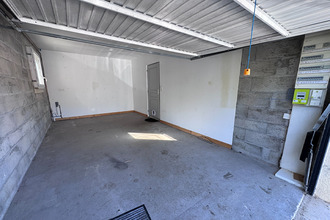 location maison la-couronne 16400