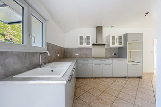 location maison la-fare-les-oliviers 13580