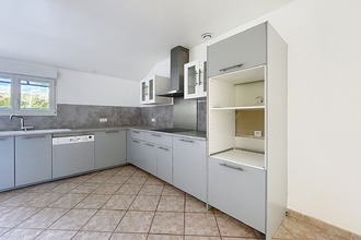 location maison la-fare-les-oliviers 13580