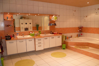 location maison la-longeville 25650