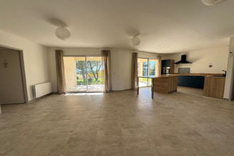 location maison la-motte-d-aigues 84240