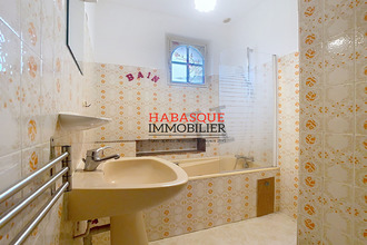 location maison lampaul-guimiliau 29400