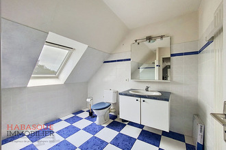 location maison lampaul-guimiliau 29400