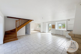 location maison lassy 35580
