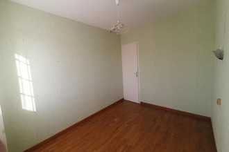 location maison le-genest-st-isle 53940