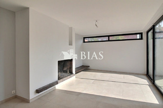 location maison le-neubg 27110