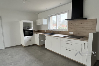 location maison le-pin 79140
