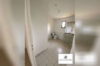 location maison lere 18240
