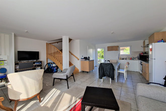 location maison les-sorinieres 44840