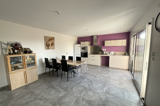 location maison lezigneux 42600