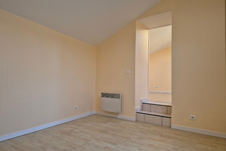 location maison liguge 86240