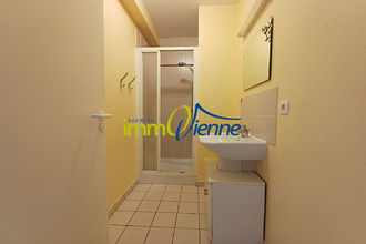 location maison lussac-les-chateaux 86320