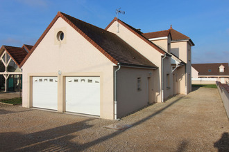location maison lux 71100