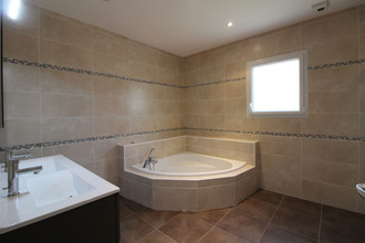 location maison lux 71100