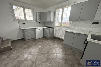 location maison marcenat 15190