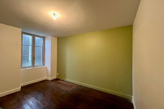 location maison melle 79500