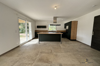 Ma-Cabane - Location Maison Meyrargues, 130 m²