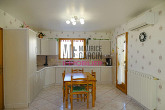 location maison molleges 13940