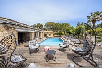 Ma-Cabane - Location Maison Mougins, 262 m²