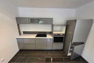 location maison mtreal-la-cluse 01460