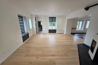 location maison mtreal-la-cluse 01460