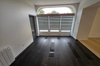 location maison mtreal-la-cluse 01460