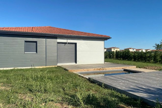 location maison mtrond-les-bains 42210