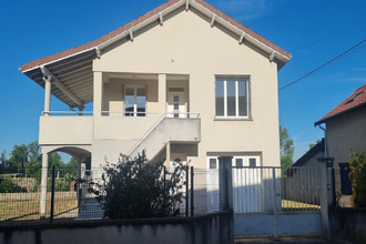 location maison mtrond-les-bains 42210