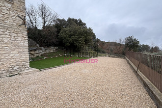 location maison murs 84220