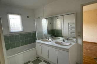 location maison nouaille-maupertuis 86340