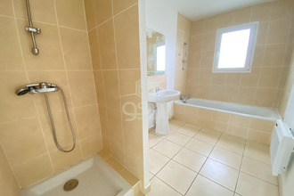 location maison noyant-de-touraine 37800