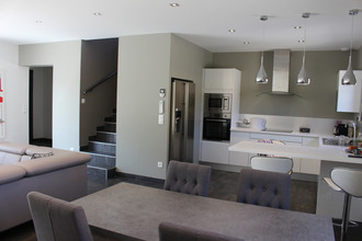 location maison orange 84100