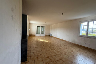 location maison parnay 49730