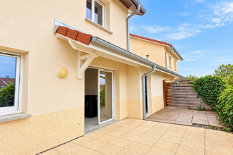 location maison peron 01630