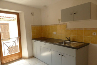 location maison pierrelongue 26170