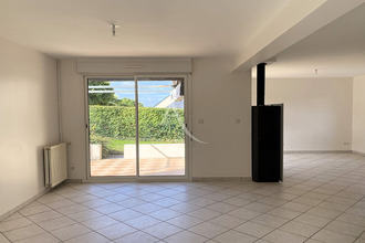 location maison port-brillet 53410