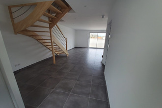 location maison port-st-pere 44710