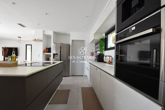 location maison puyloubier 13114