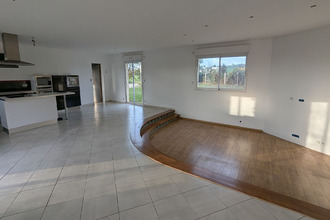 location maison quins 12800