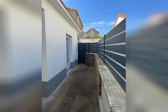 Ma-Cabane - Location Maison REZE, 220 m²