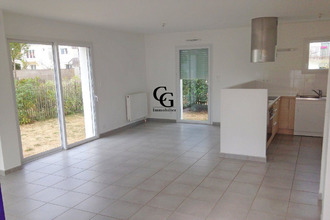 location maison reze 44400