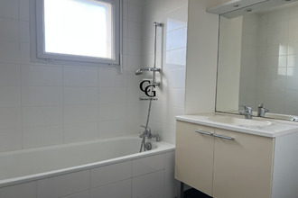 location maison reze 44400