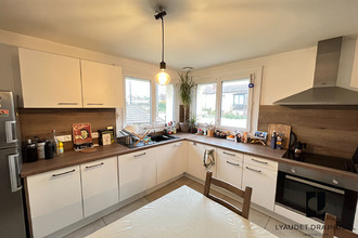 location maison riorges 42153