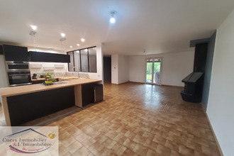 location maison rocbaron 83136