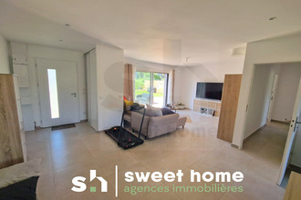 location maison rocbaron 83136