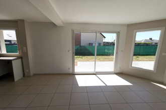 Ma-Cabane - Location Maison SAINT-LAURENT-DE-BREVEDENT, 130 m²