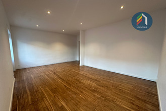 Ma-Cabane - Location Maison Saint-Laurent-sur-Sèvre, 80 m²