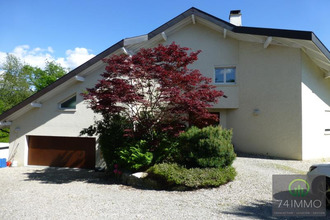 Ma-Cabane - Location Maison SAINT-MARTIN-BELLEVUE, 237 m²