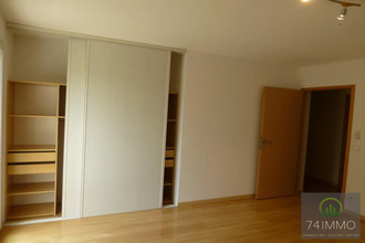 Ma-Cabane - Location Maison SAINT-MARTIN-BELLEVUE, 237 m²