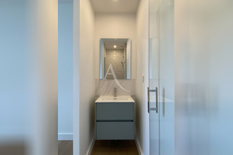 Ma-Cabane - Location Maison SAINT-MAUR-DES-FOSSES, 56 m²